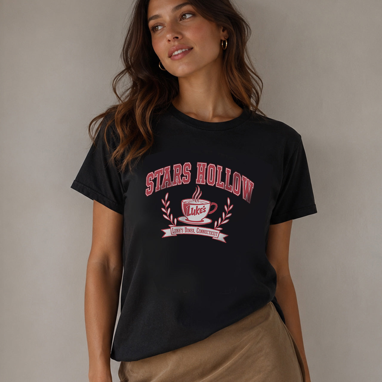 Star Hollow Graphic T-Shirt
