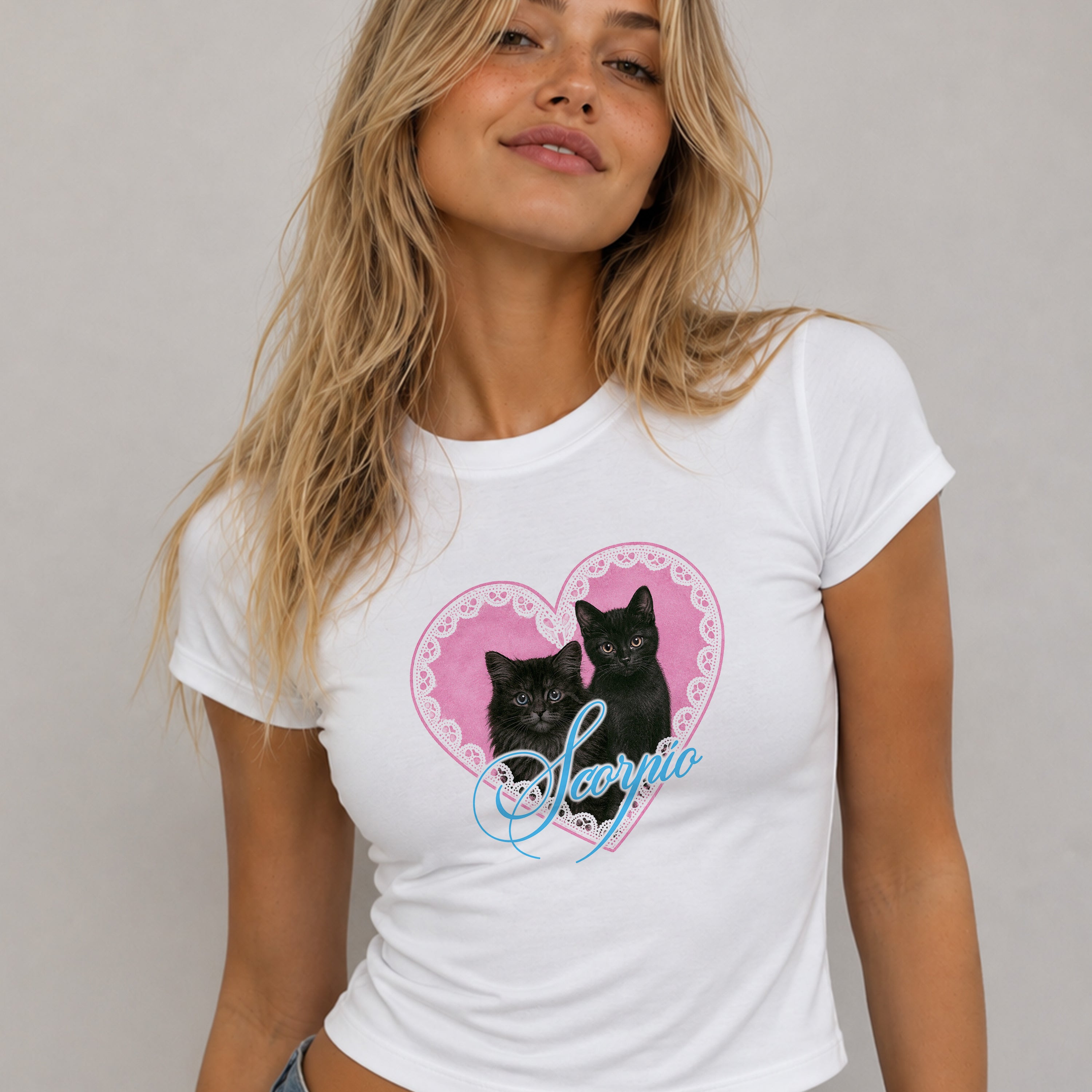 Scorpio Cropped Fitted T-shirt